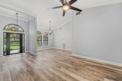 Beautifully updated 3-bedroom, 2-bath home with a 2-car garage - photo 5