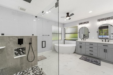 Beautifully updated 3-bedroom, 2-bath home with a 2-car garage - photo 9