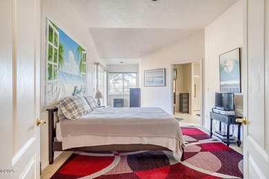 Single Level Home on the Golf Course. Relax and enjoy the views - photo 18
