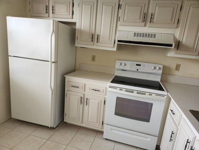 Wynmoor awaits! Grab your opportunity to own a condo in one of - photo 6