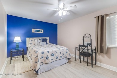 Prime turnkey condo in the heart of Biloxi, ideally located near - photo 11