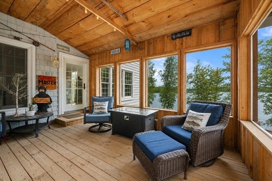 Exceptional year-round waterfront property on the crystal-clear - photo 11
