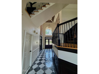 RESORT-STYLE LIVING IN WAKEFIELD! Nestled in one of Wakefield's - photo 11