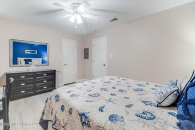 Prime turnkey condo in the heart of Biloxi, ideally located near - photo 12