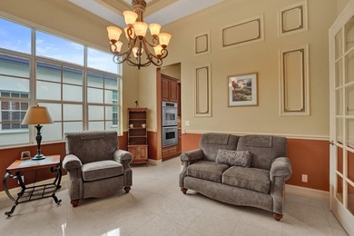 Welcome to this beautiful tranquil, lake front/pool beauty, 3 - photo 7