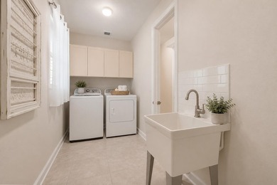 Welcome to this single-story waterfront residence in the - photo 29