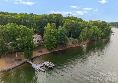 Presenting a rare opportunity to own a magnificent 4-acre - photo 10