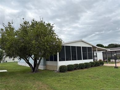 EASY LIVING IN THIS ACTIVE COMMUNITY WITH 2 POOLS, 2 CLUBHOUSES - photo 2