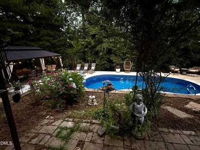 RESORT-STYLE LIVING IN WAKEFIELD! Nestled in one of Wakefield's - photo 42