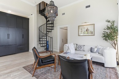 Experience coastal convenience at its best! This beautifully - photo 3