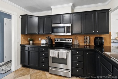 Beautifully updated 3-bedroom, 2-bath ranch conveniently located - photo 14