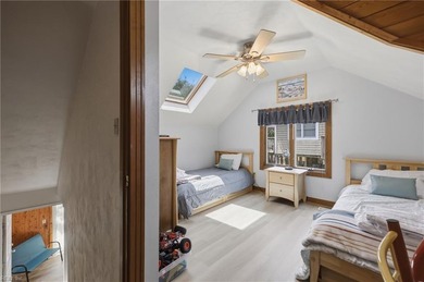 Imagine waking to peaceful canal views, spending your afternoons - photo 22