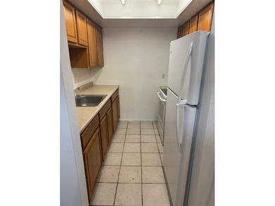 Great Investment opportunity . This 2nd-floor condo has - photo 25