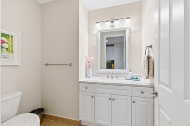 Spotless three-level ''End Unit'' townhouse in the quietest - photo 25