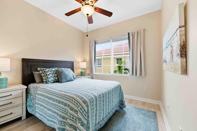 Spotless three-level ''End Unit'' townhouse in the quietest - photo 27