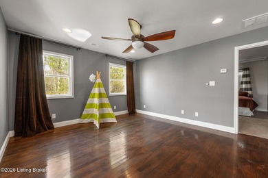 Lakefront views and timeless craftsmanship define this - photo 36