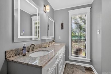 Welcome home to this beautifully updated 3 bedroom, 2 bath - photo 14