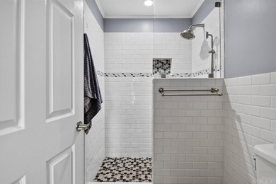 Welcome home to this beautifully updated 3 bedroom, 2 bath - photo 15