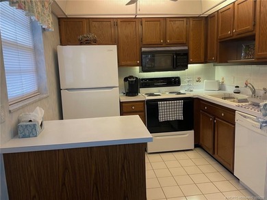 2/2 furnished 2nd floor A Model in a very active 55+ community - photo 7