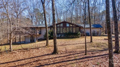 (private lake, pond, coastal) Home For Sale in Watkinsville Georgia