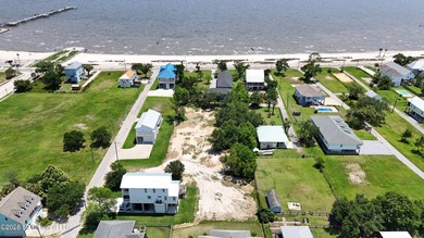 Prime location just steps from Waveland's stunning beaches and - photo 2