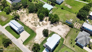 Prime location just steps from Waveland's stunning beaches and - photo 8