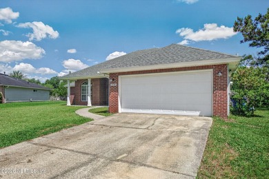 Welcome to this beautifully maintained 4-bedroom, 2-bathroom - photo 4