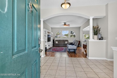 Welcome to this beautifully maintained 4-bedroom, 2-bathroom - photo 5