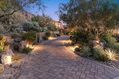 Set among Scottsdale's iconic granite boulder formations in the - photo 10
