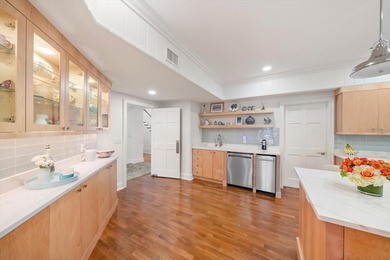 Florida luxury living reaches its pinnacle behind the private - photo 16