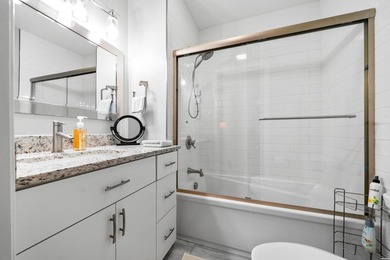 Exquisite Lakeside Living! Renovated Townhome with Premium - photo 18