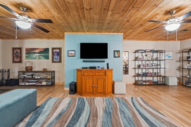 Super Cute Home only 3 miles from Shiloh Marina, sits on 3 level - photo 22