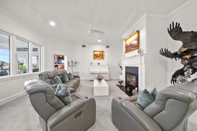 Florida luxury living reaches its pinnacle behind the private - photo 27