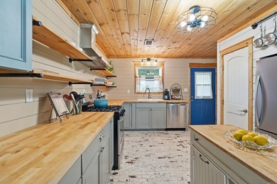 Super Cute Home only 3 miles from Shiloh Marina, sits on 3 level - photo 28
