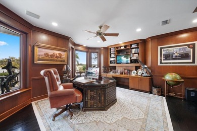 Florida luxury living reaches its pinnacle behind the private - photo 29