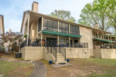 Exquisite Lakeside Living! Renovated Townhome with Premium - photo 43