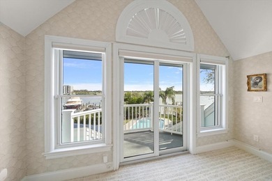 Florida luxury living reaches its pinnacle behind the private - photo 44