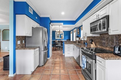 Are you looking for a renovated 1st floor corner unit condo in - photo 8