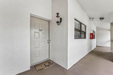 Experience effortless country club living in this beautifully - photo 4