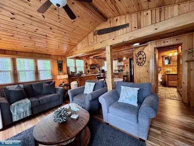 Charming 3 Bedroom Retreat Amidst Towering Pines! This - photo 7