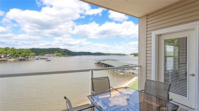 ELEVATOR and NO STEPS UNIT! Rarely used Turn-Key Lakefront - photo 31
