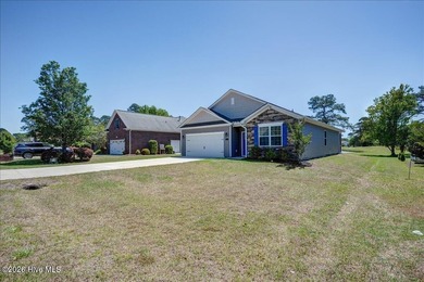 Better than new construction! Move-in ready with pond views| 4 - photo 4
