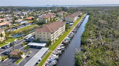 Beautiful second floor condo in a gated boating community with - photo 44
