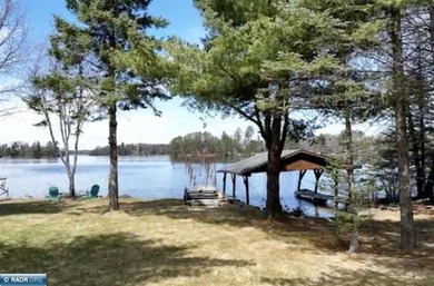 Experience lake life at its finest with this charming 3-bedroom - photo 4
