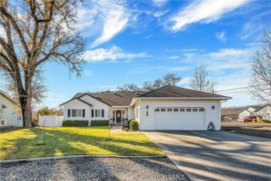 Lake Home For Sale in Hidden Valley Lake, California