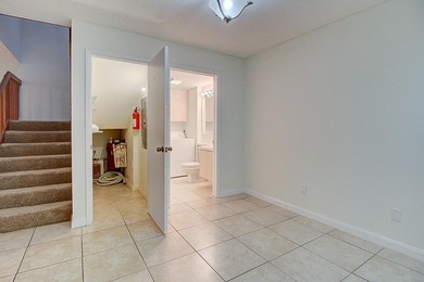 Tranquil 2-story townhouse featuring a bright, open floor plan - photo 14