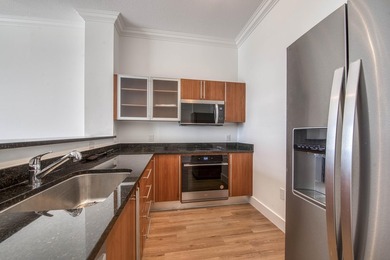 Beautifully updated corner-unit penthouse just steps to the - photo 16