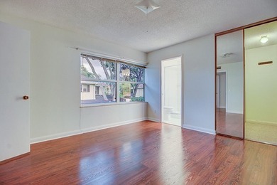 Tranquil 2-story townhouse featuring a bright, open floor plan - photo 17