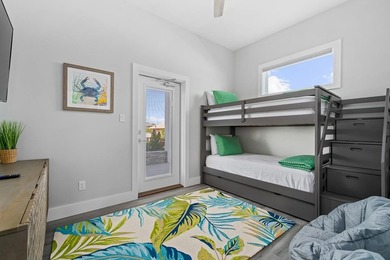 Welcome to your dream coastal escape! This luxurious 5-bedroom - photo 19