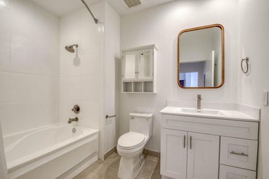 Beautifully updated corner-unit penthouse just steps to the - photo 20